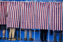 Democratic senators raise concerns about a new Trump citizenship data system